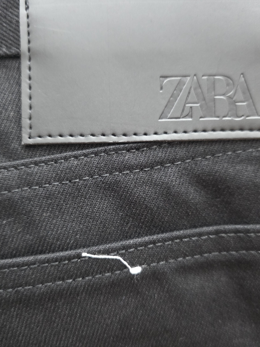 Zara Womens Black Straight High Waist Button Jeans Sz 29 - Picture 4 of 7